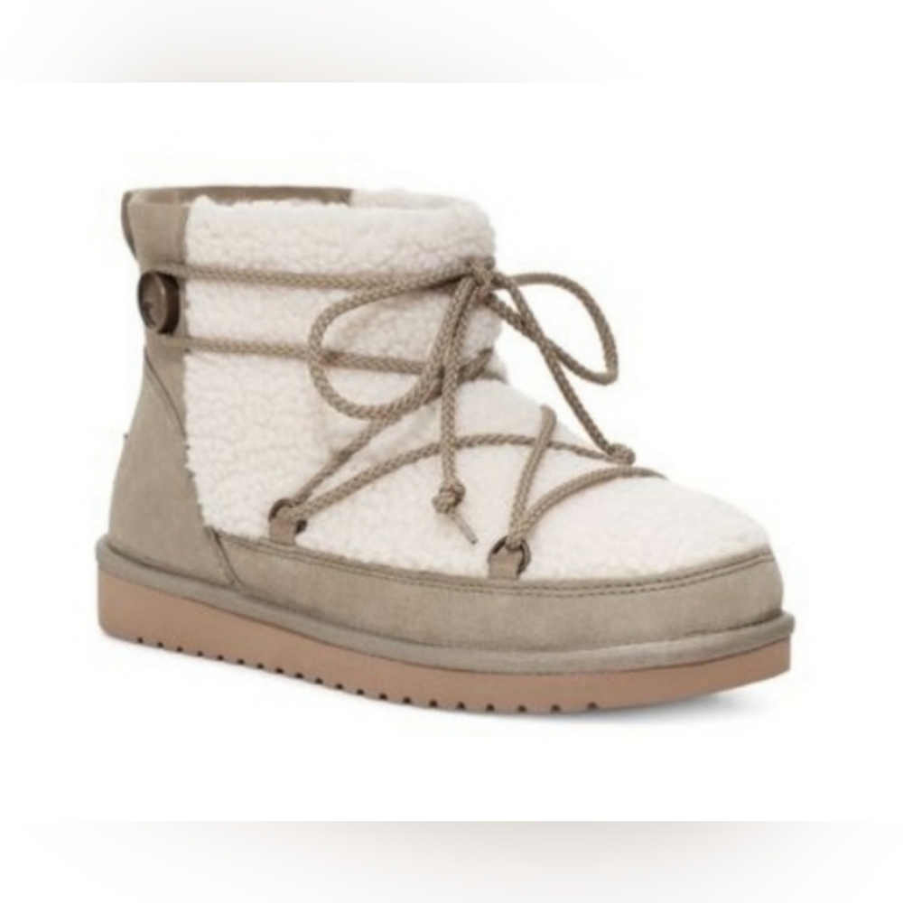 Ugg Moccasin Snow Boots size 10 NEW